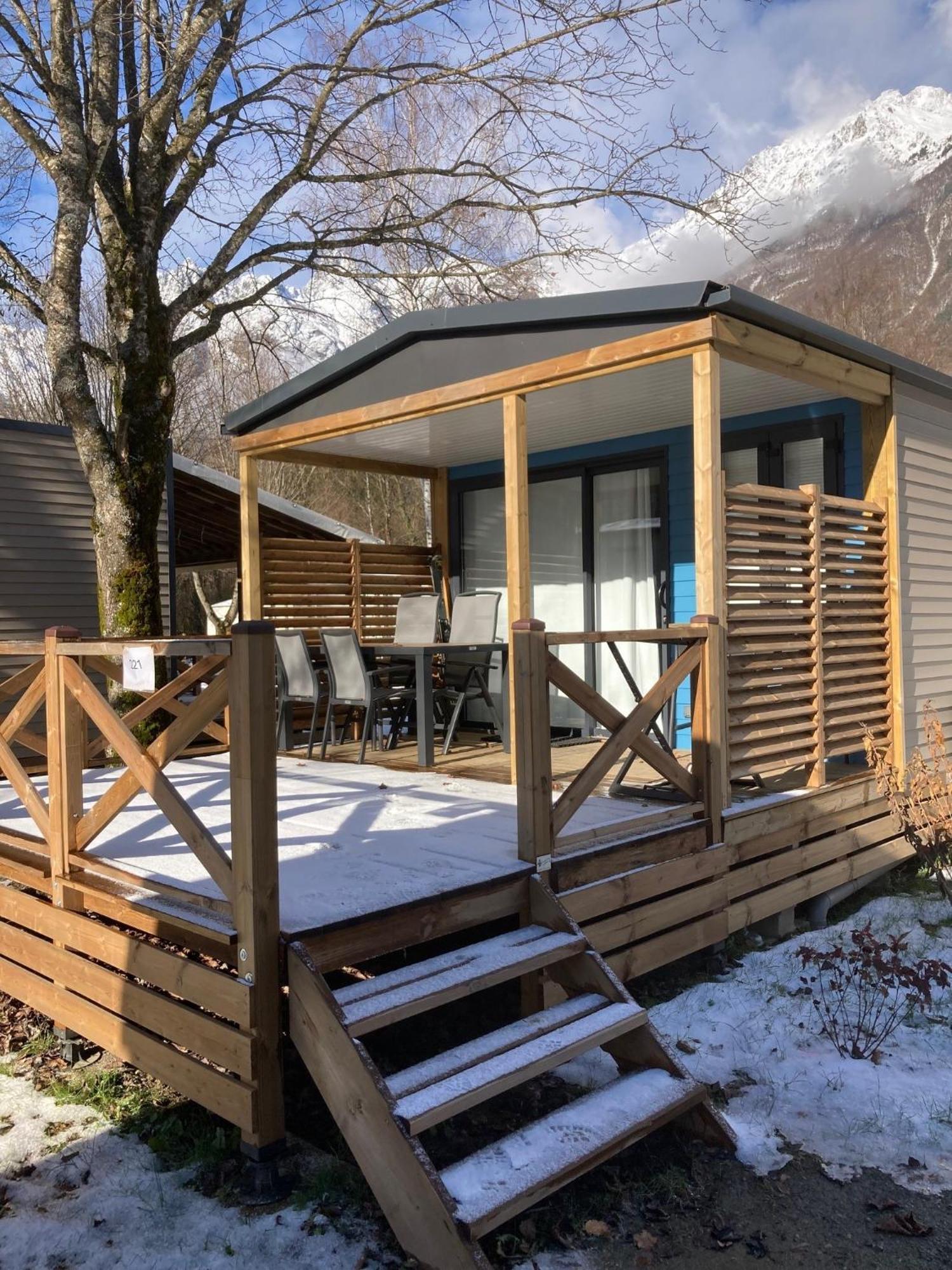 Camping Rcn Belledonne Le Bourg-dʼOisans エクステリア 写真
