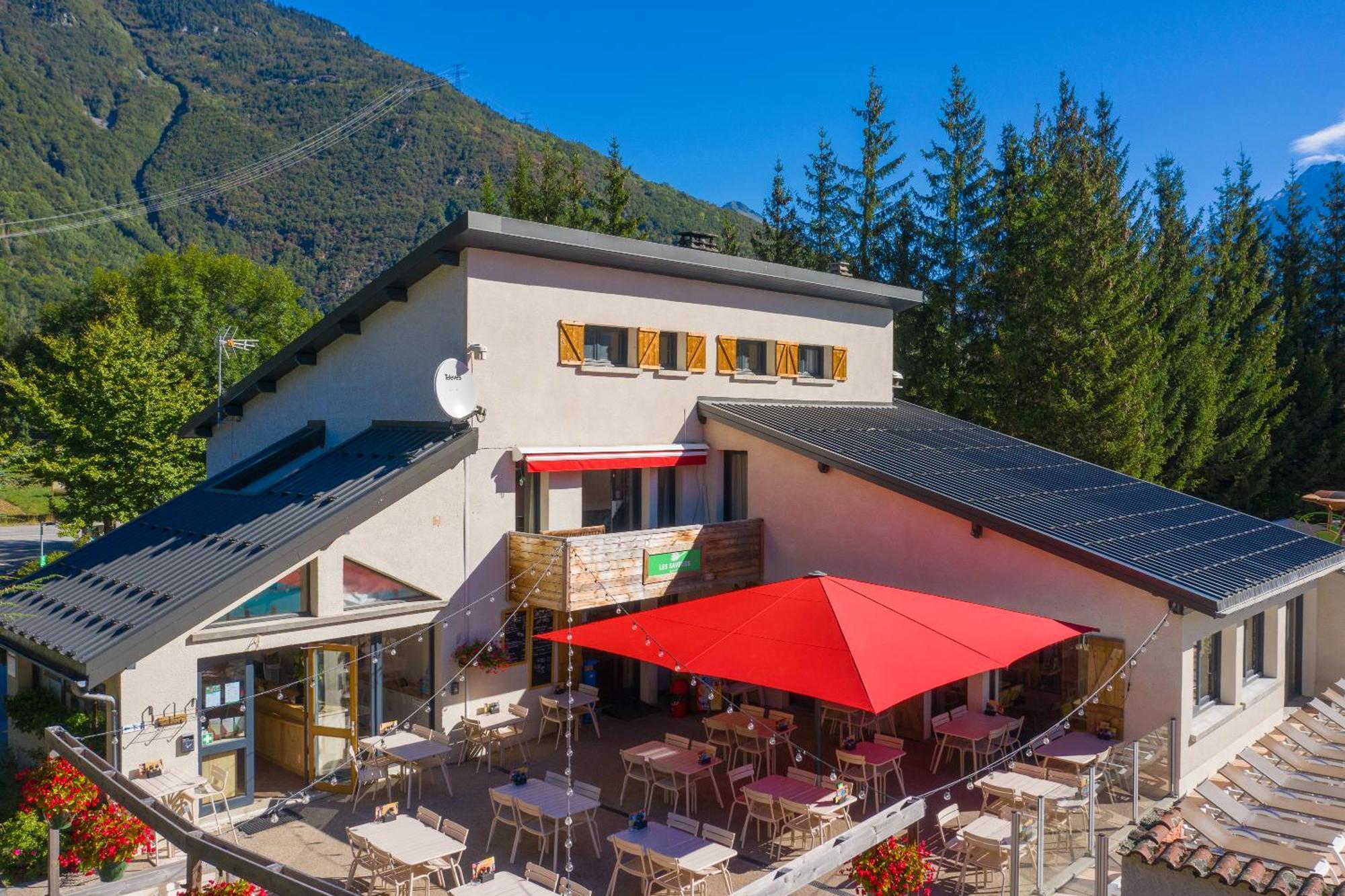 Camping Rcn Belledonne Le Bourg-dʼOisans エクステリア 写真